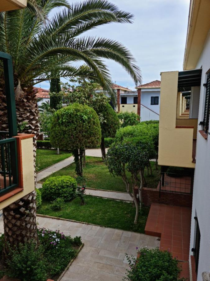 Elia Apartments Áfitos Extérieur photo