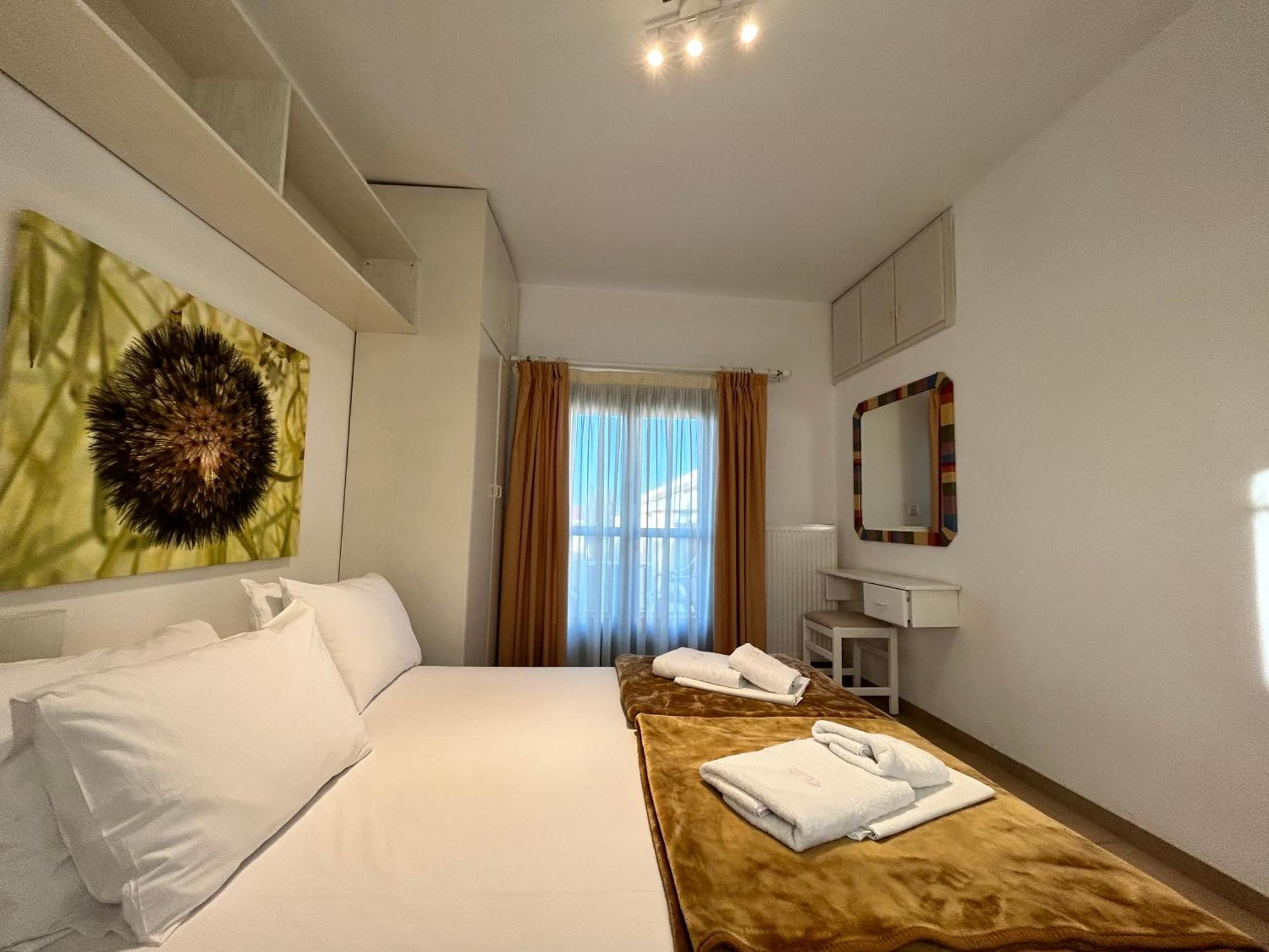 Elia Apartments Áfitos Extérieur photo