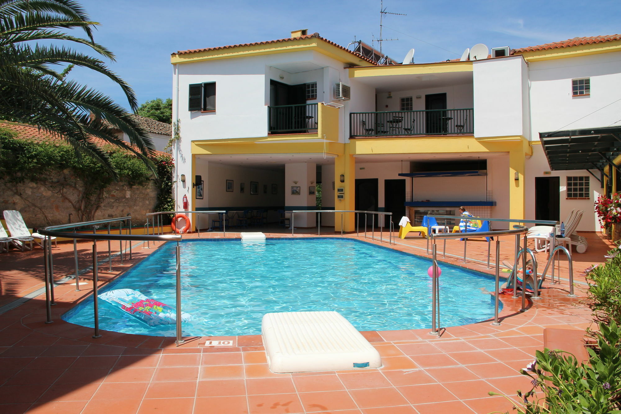 Elia Apartments Áfitos Extérieur photo